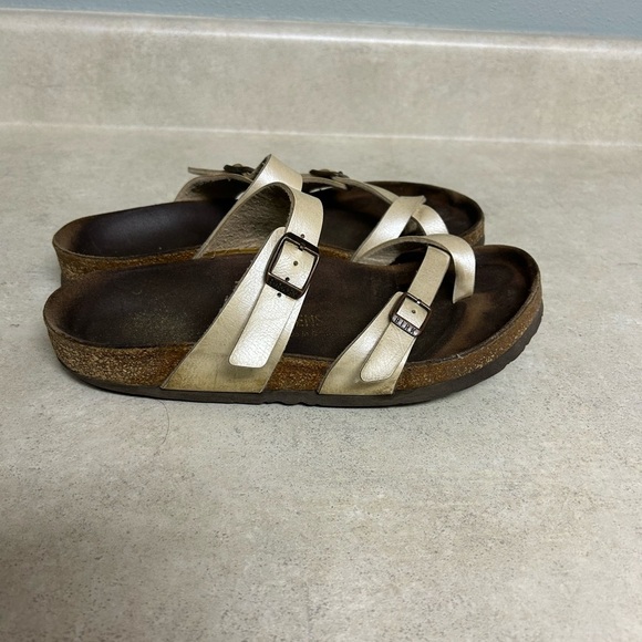 Ivory Birkenstocks size 39 women’s Strappy Sandals - Picture 1 of 6